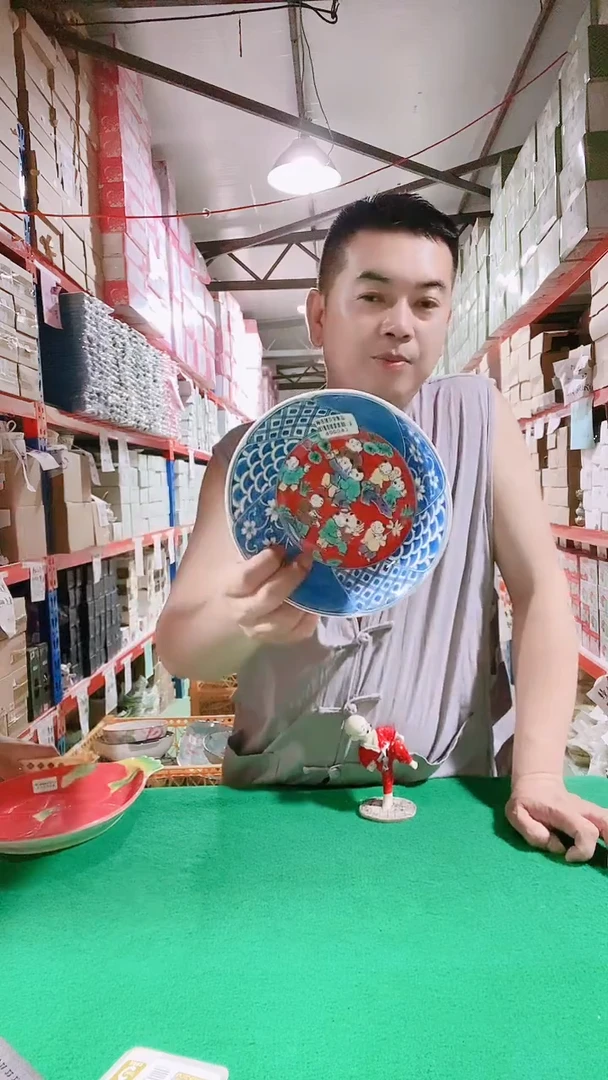 瓷片碗碟好物一件不留@@1