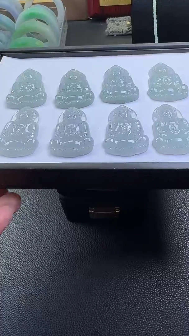 颈饰未镶嵌翡翠观音多样性发一件