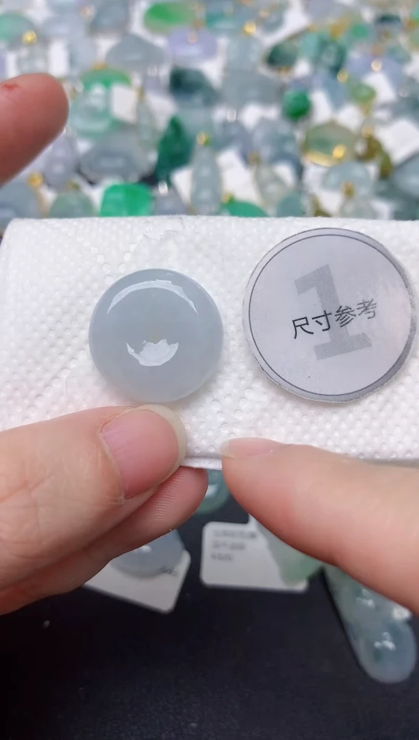 颈饰未镶嵌翡翠天然缅甸A货翡翠