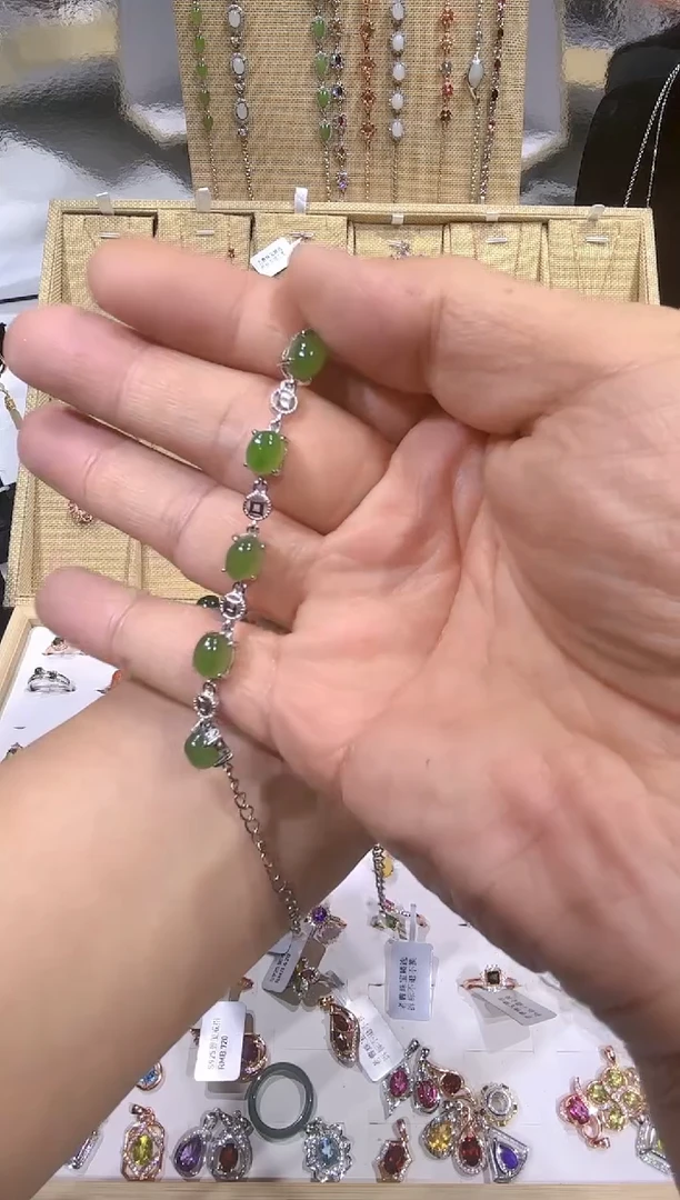 【闪购商品】和田玉（碧玉）手链银S925镶嵌和田玉手链