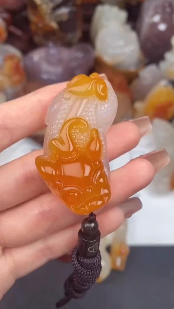 玛瑙/玉髓颈饰未镶嵌?****质AA