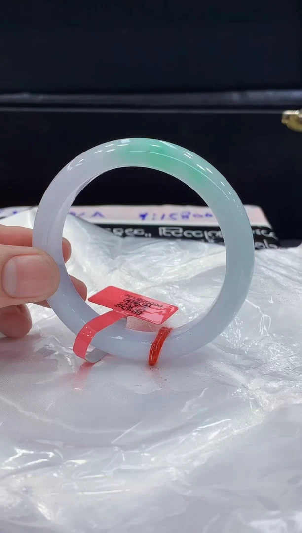 未镶嵌手镯翡翠翡翠手镯