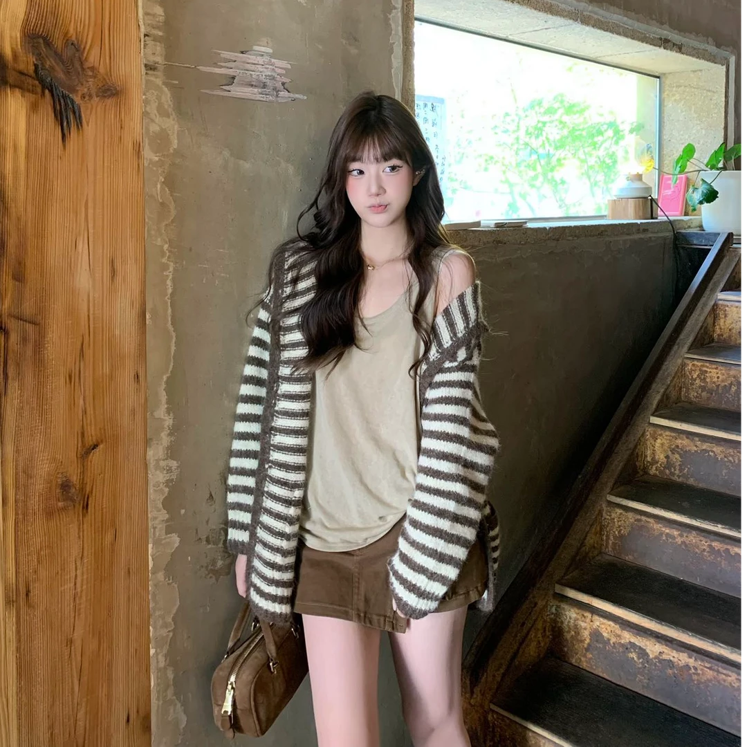 韩系慵懒风咖色条纹连帽毛衣外套女秋冬高级感中长款针织卫衣开衫