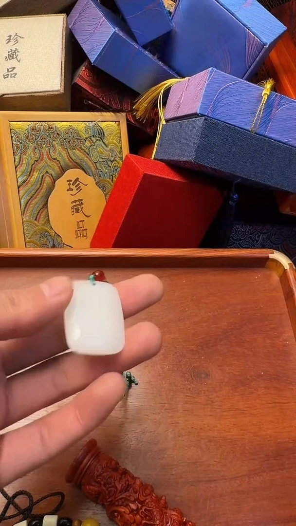 【闪购商品】和田玉颈饰未镶嵌————————