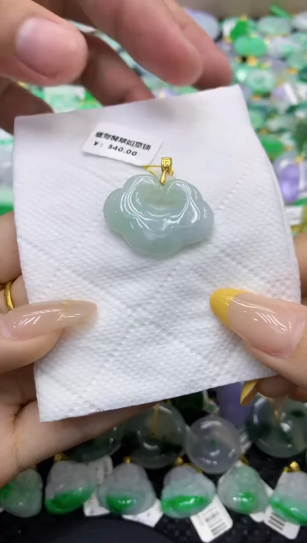 颈饰未镶嵌翡翠天然缅甸翡翠A货
