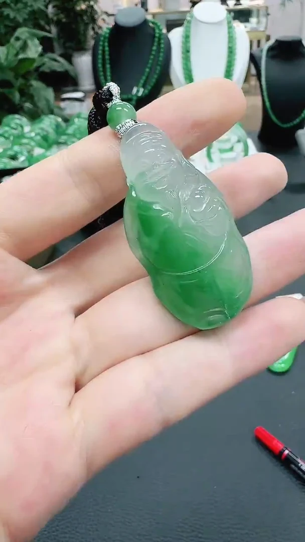 未镶嵌1石英质玉（非洲翠）/7552