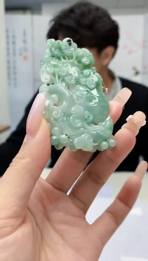 【闪购商品】定制翡翠未镶嵌5145lr-毛货挂件28