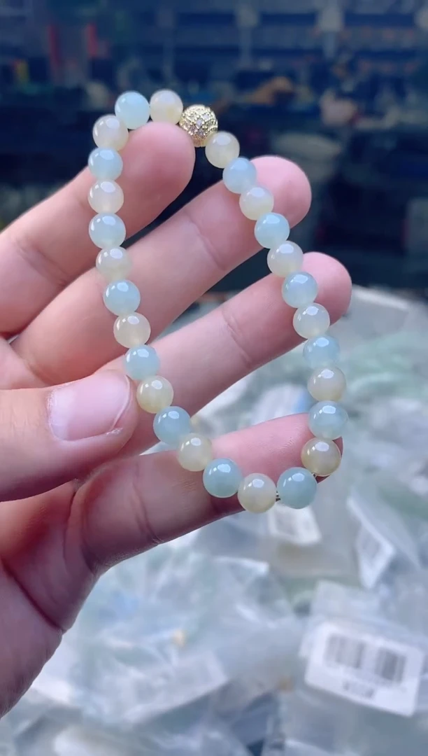 定制翡翠未镶嵌天然缅甸A货翡翠，多样性发货，拍一发一