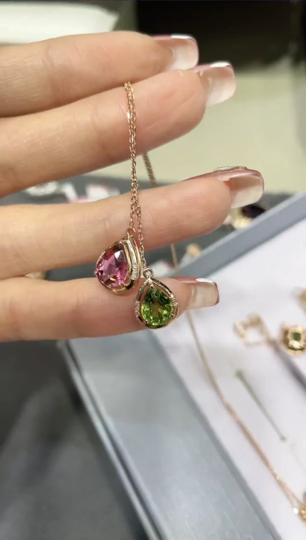 【闪购商品】碧玺项链18K金镶嵌·