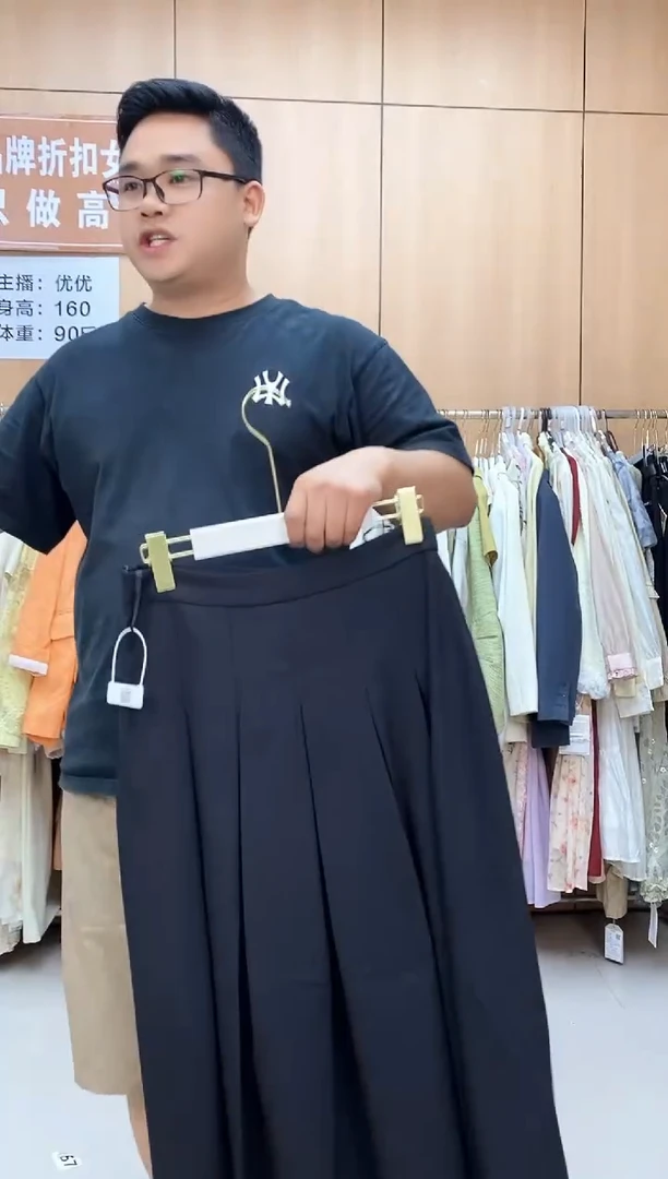 休闲时尚女士上衣34