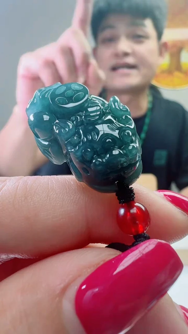颈饰未镶嵌翡翠天然A货翡翠  多样性随机发其一