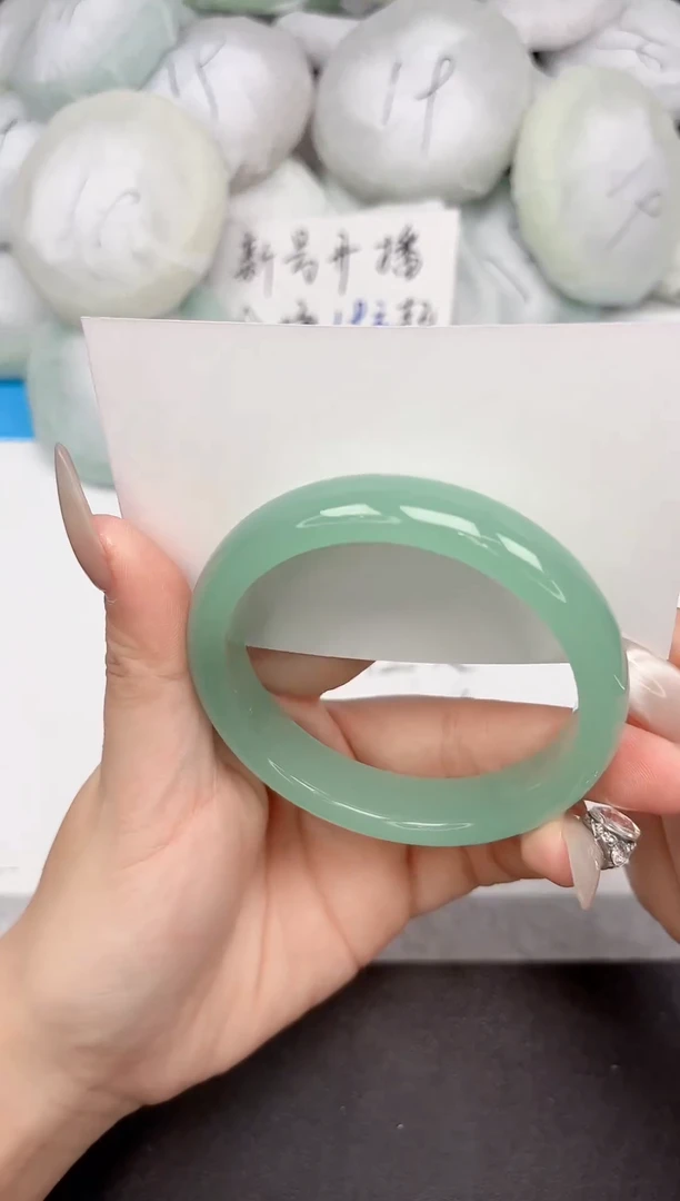 未镶嵌手镯石英质玉07-58.4