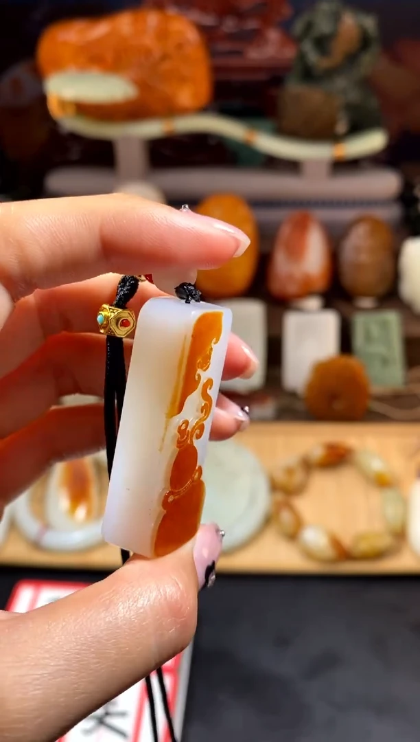 和田玉（糖玉）未镶嵌挂件瑞****5222