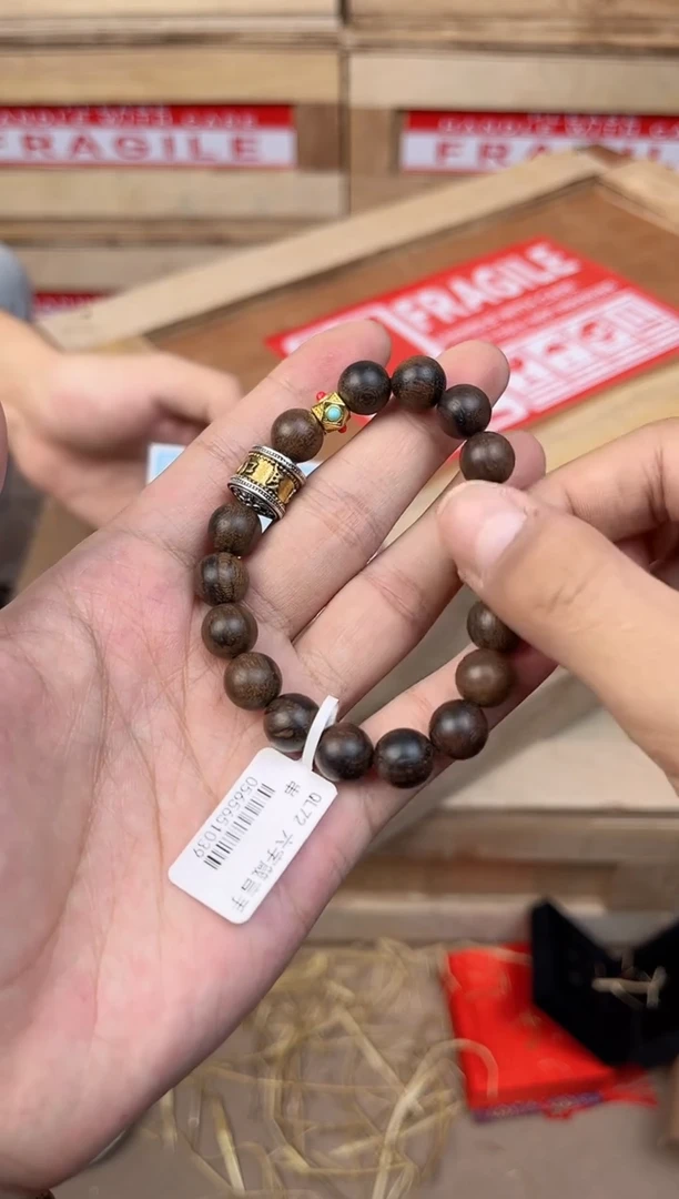 精品手串 非金属（无礼盒）