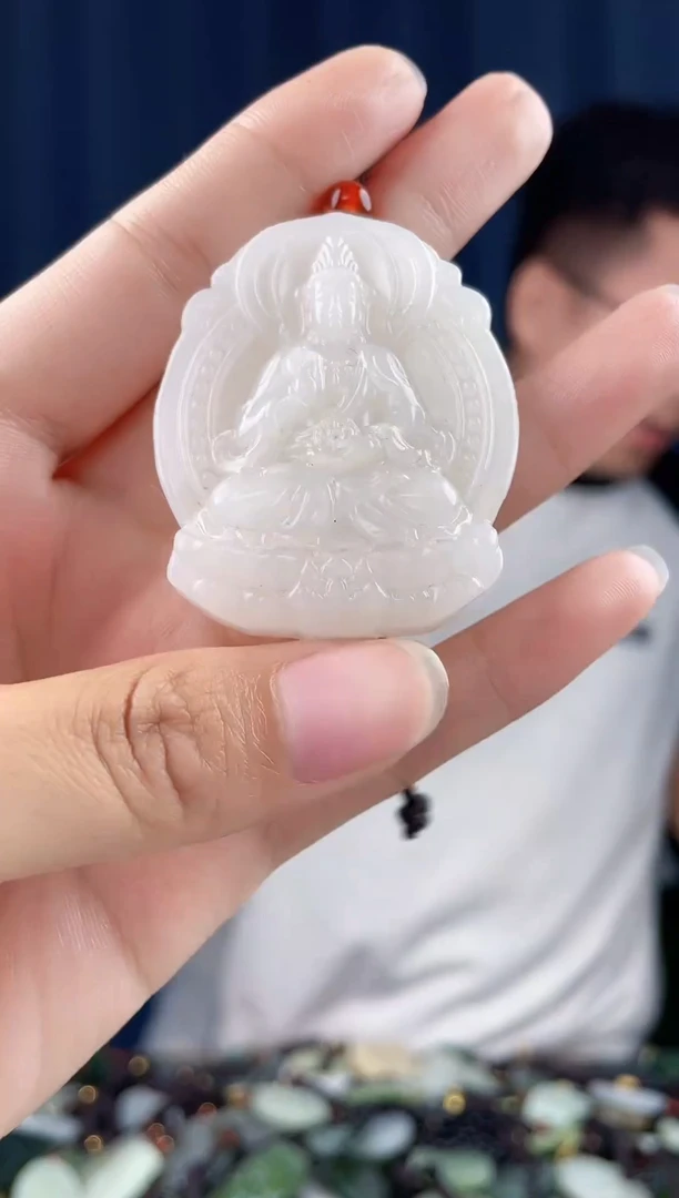 未镶嵌和田玉挂件拍一发一,多样性发货