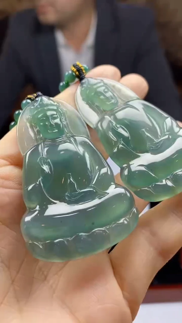 翡翠未镶嵌颈饰多样性发货 (只发一件) *MC49
