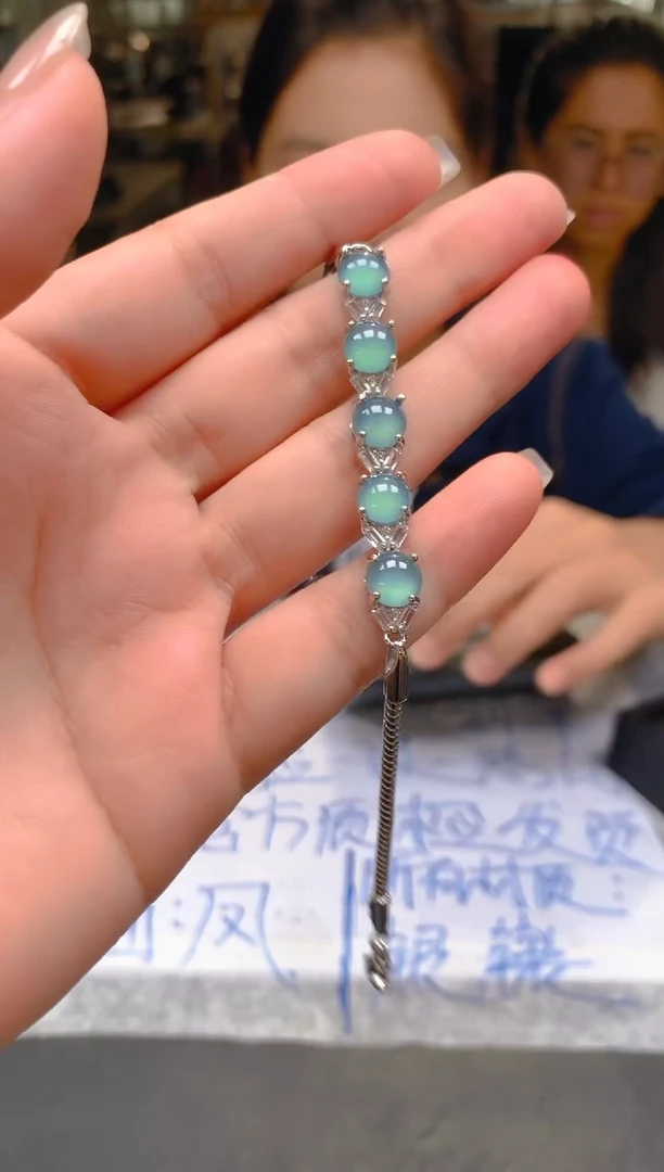 定制翡翠未镶嵌定制翡翠未镶嵌9多样性发货（发其一）