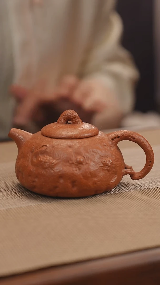 原矿红降坡双龙供春紫砂壶31