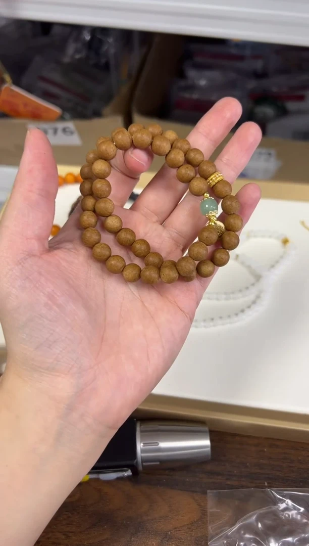 檀香木无事牌鳄梨合香珠设计款双圈[0488]