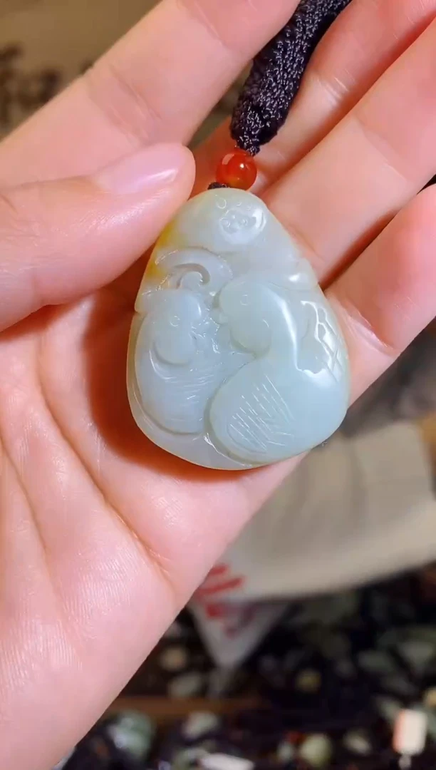 颈饰未镶嵌和田玉1