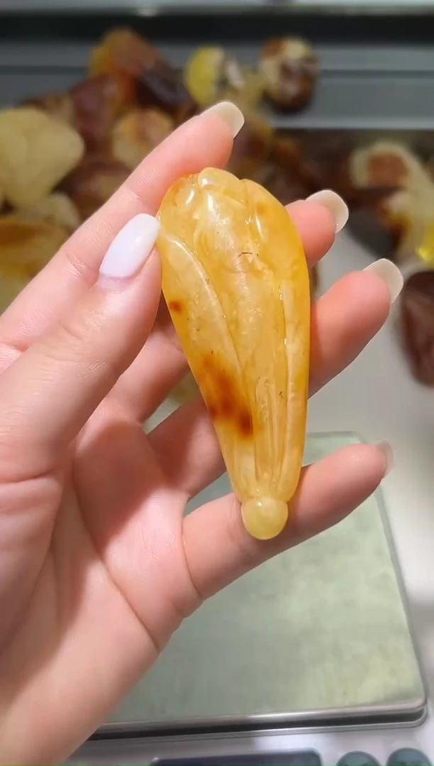 裸石琥珀未镶嵌琥珀蜜蜡吊坠