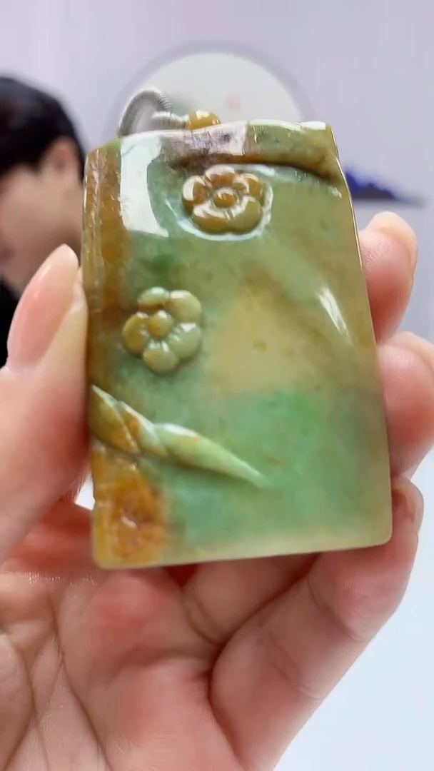 【闪购商品】定制翡翠未镶嵌5145ms-毛货152花