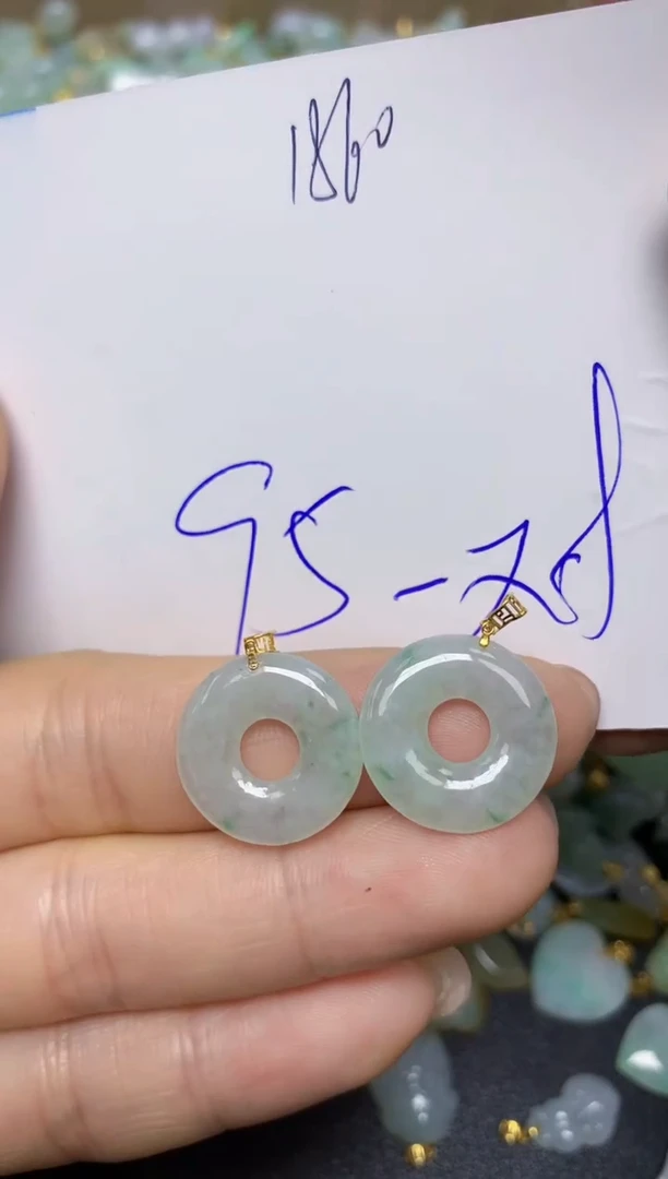 【闪购商品】翡翠挂件18K金镶嵌 天然翡翠A货