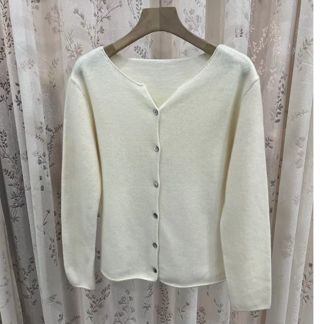 经典浣熊贝壳扣小衫外套