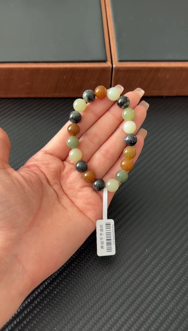 未镶嵌手串和田玉若羌微色差卡10PJ