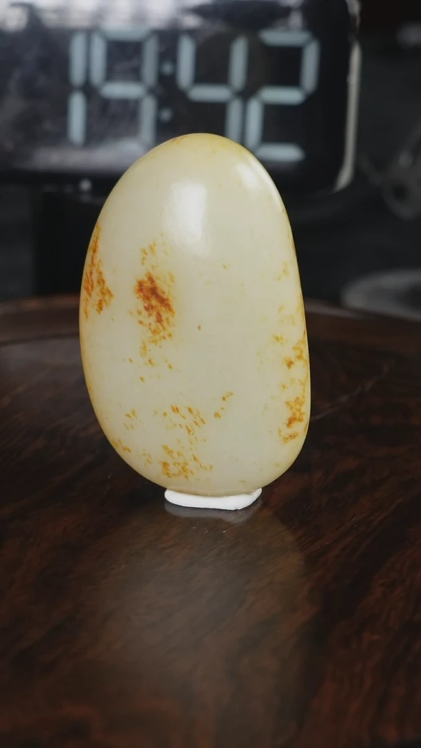 颈饰未镶嵌和田玉?和田玉原石