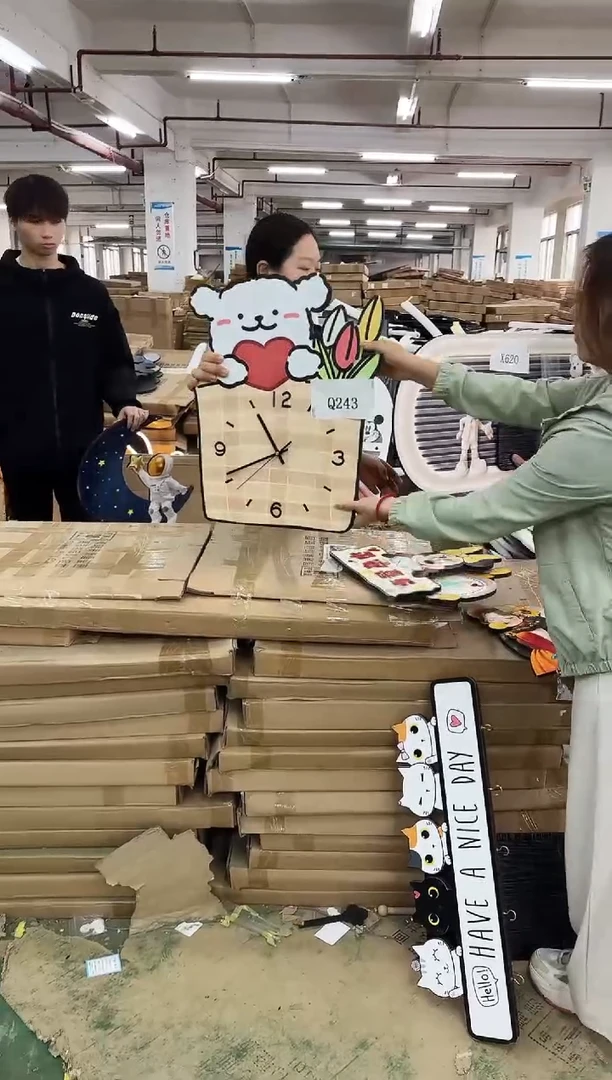横款孤品微瑕朵朵闪购Q243