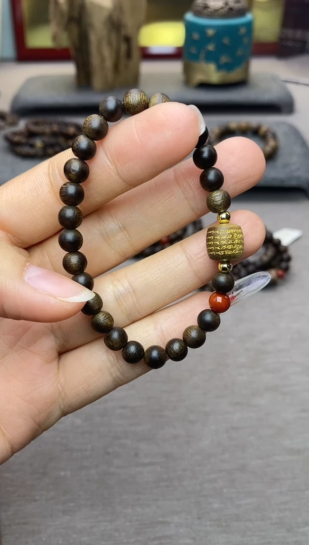 手串沉香木富森红土0.6+五条+配饰沉水单圈