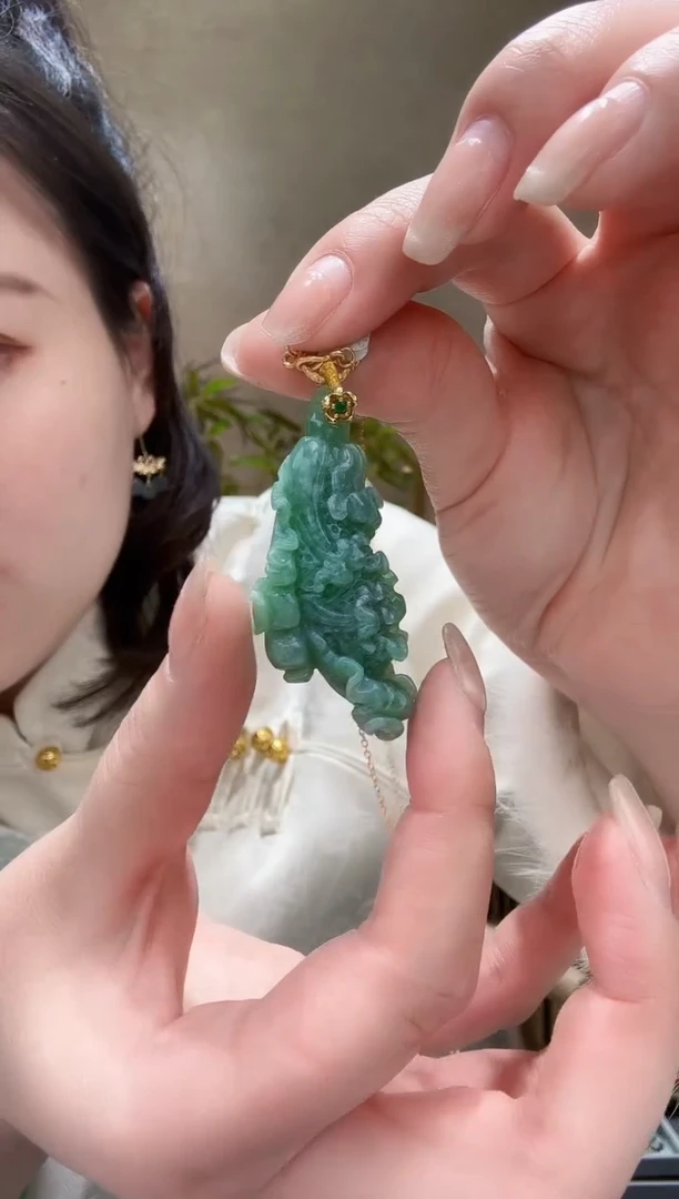 【闪购商品】翡翠颈饰未镶嵌吊坠