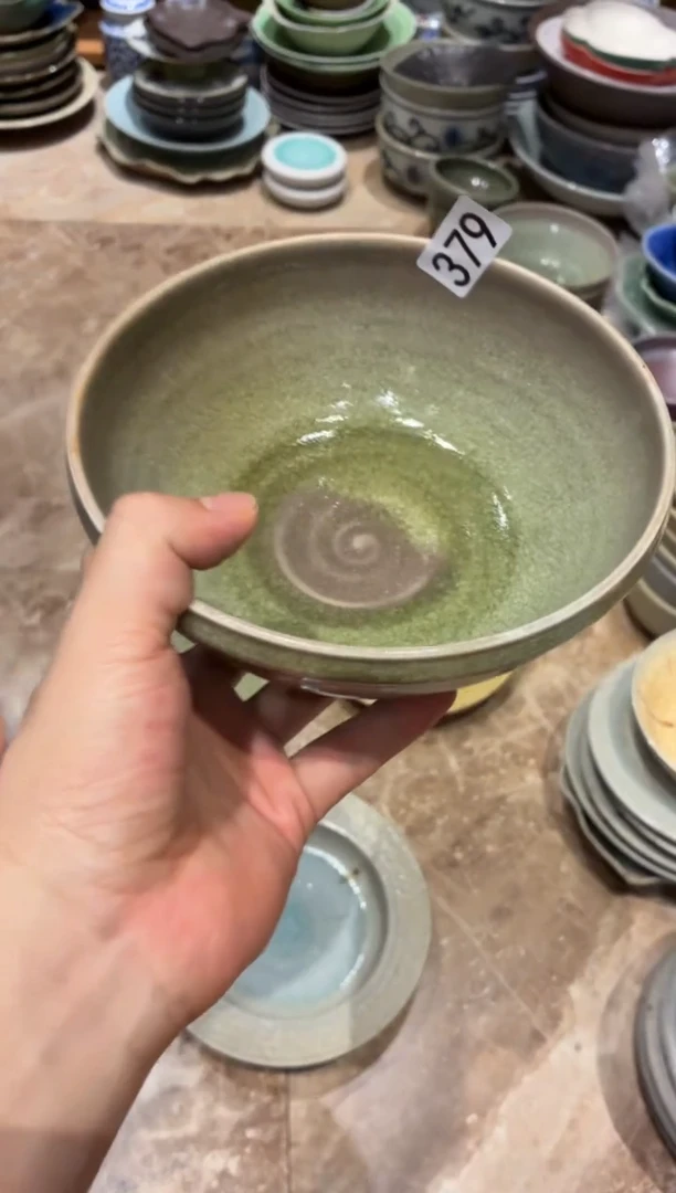 瓷片花*379   紫青面碗1个