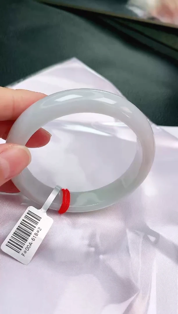 未镶嵌手镯翡翠缅甸天然A货翡翠手镯