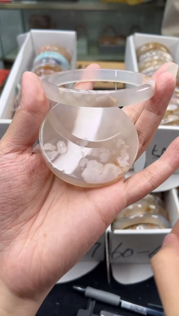 未镶嵌手镯石英质玉66圈口（赠品镯心）1624214