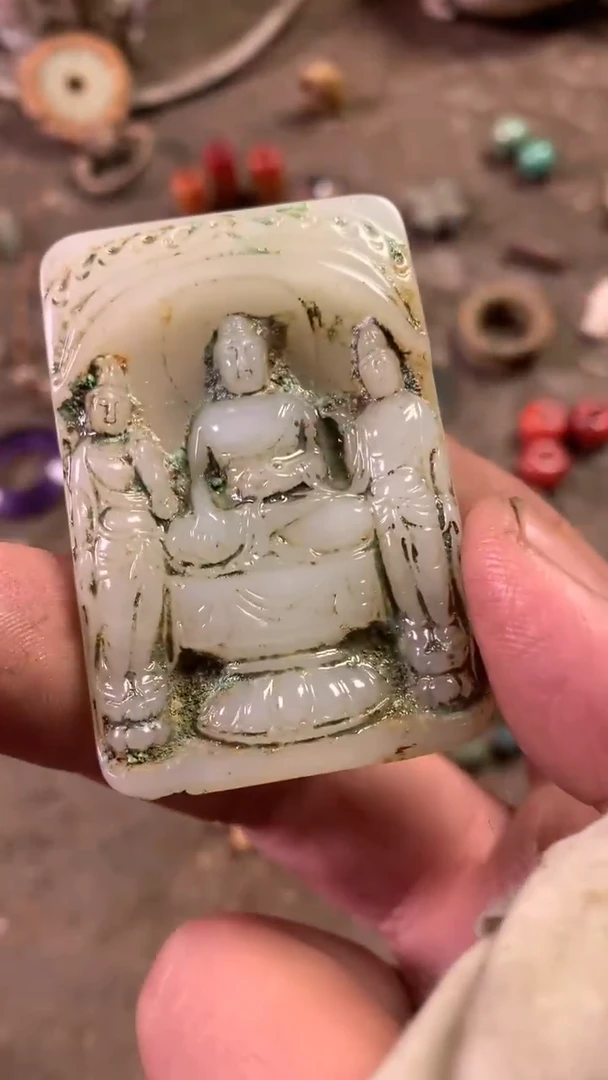 【闪购商品】和田玉挂件未镶嵌牌子