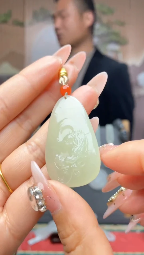 【闪购商品】和田玉颈饰未镶嵌一