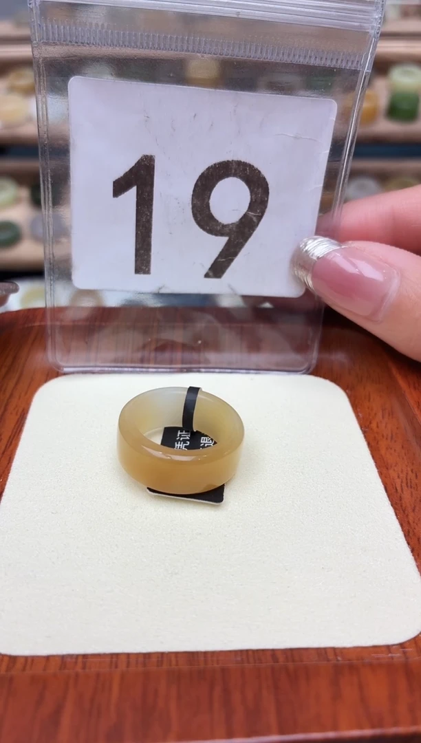 未镶嵌戒圈和田玉12号