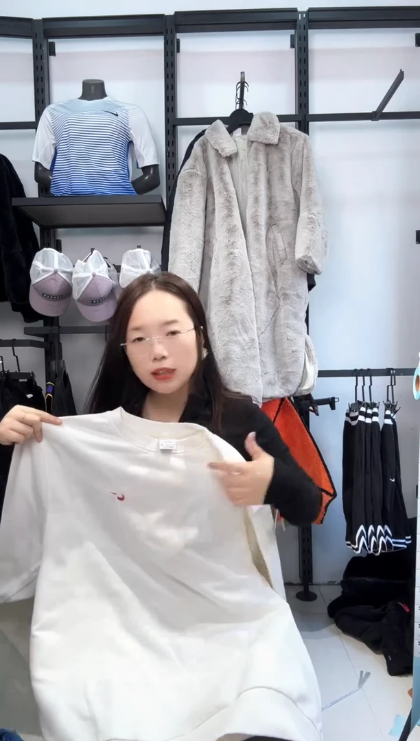 2225 编码  瑕疵直播间过款为准 尺码