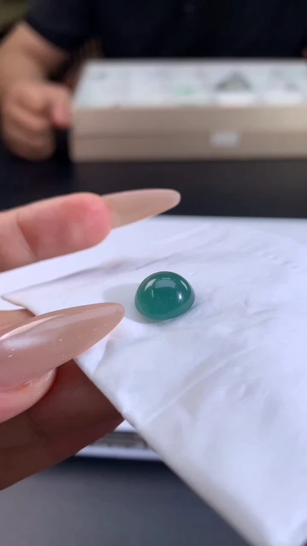 未镶嵌定制翡翠翡翠