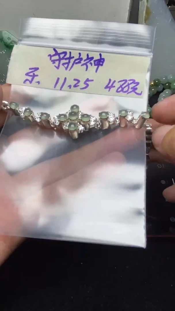 未镶嵌定制翡翠?**神缅甸纯天然A货翡翠  守护神