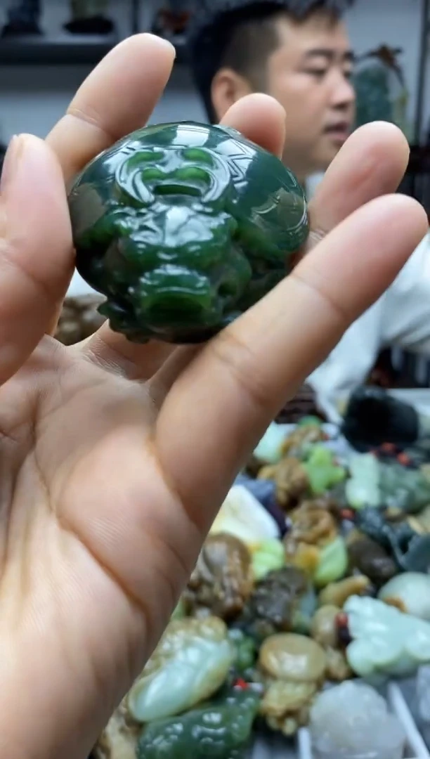 未镶嵌和田玉把件1