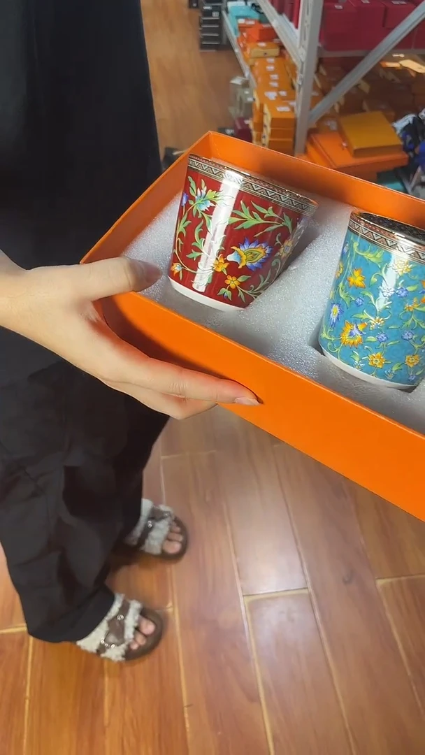 杯鸿辉家品牌瓷器，京东包邮！