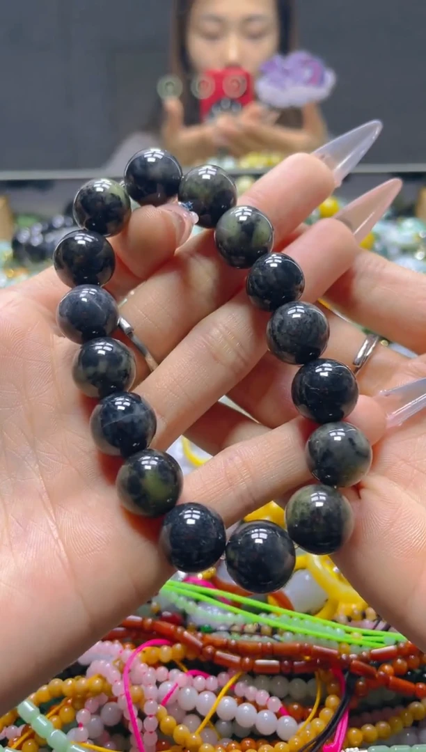 颈饰未镶嵌翡翠13MM