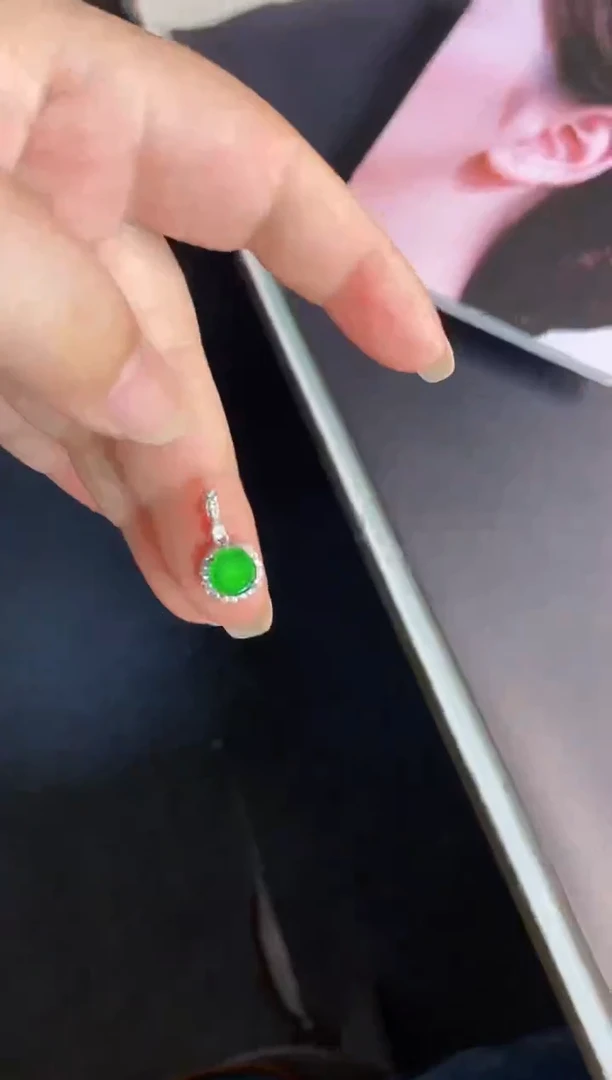 吊坠(不含链)银S925镶嵌翡翠1