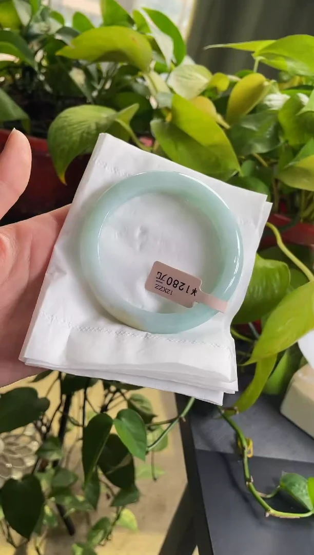 【闪购商品】翡翠手镯未镶嵌47手镯