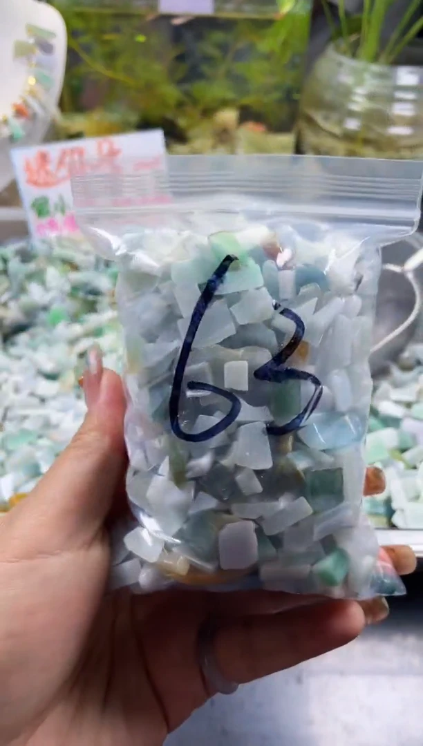 配石翡翠天然翡翠迷你500克63