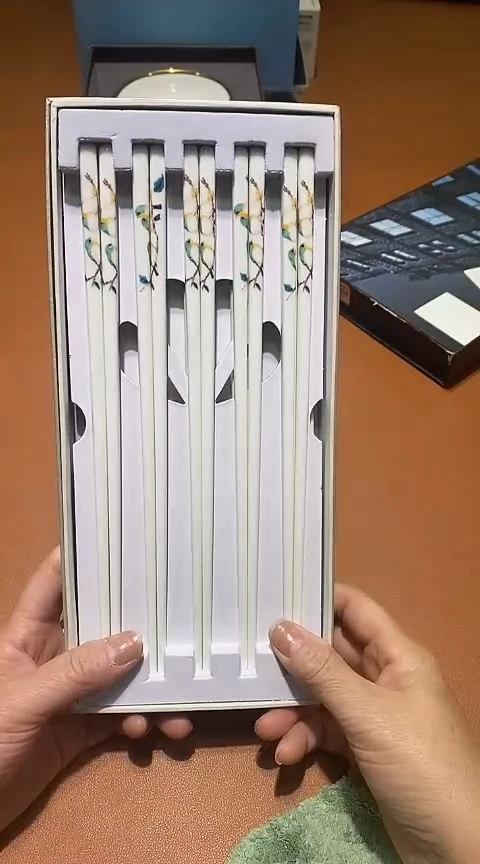 瓷片11111111111@@1