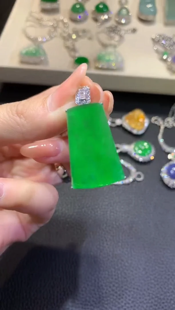 【闪购商品】翡翠吊坠(不含链)18K金镶嵌58-无事牌（无鉴赏